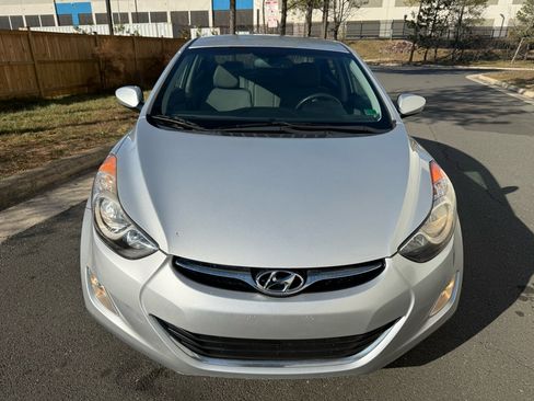 Used 2013 Hyundai Elantra GLS w/ Preferred Pkg image 6
