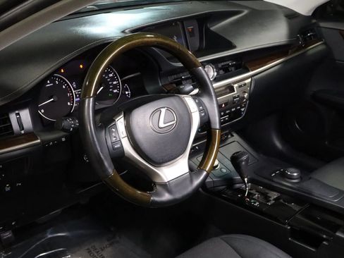 Used 2015 Lexus ES 350 image 10