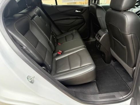 Used 2020 Chevrolet Equinox Premier AWD/4WD image 21