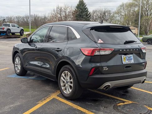 Used 2022 Ford Escape SE w/ Convenience Package FWD image 5