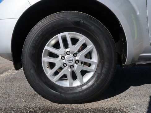 Used 2019 Nissan Frontier SV image 46