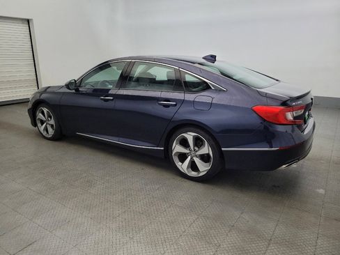 Used 2018 Honda Accord Touring image 3