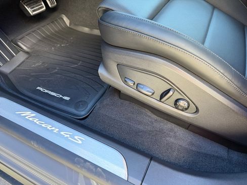 New 2026 Porsche Macan 4S Electric image 25