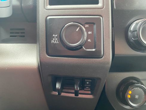 Used 2022 Ford F250 XL w/ Power Equipment Group AWD/4WD image 16
