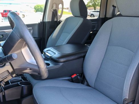 Used 2022 RAM 1500 Classic SLT w/ Electronics Group AWD/4WD image 10