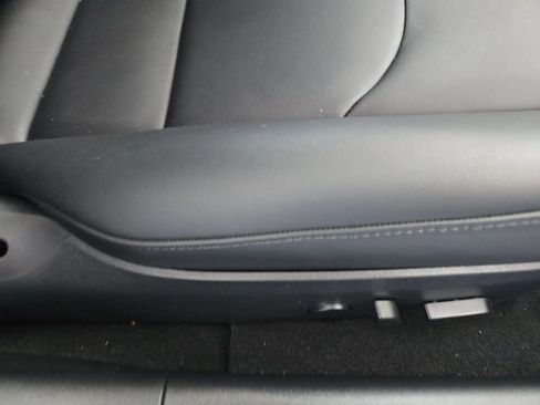 Used 2018 Tesla Model 3 Long Range RWD image 13