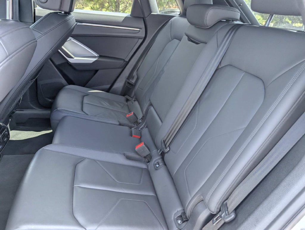 Used 2025 Audi Q3 2.0T Premium AWD/4WD image 19
