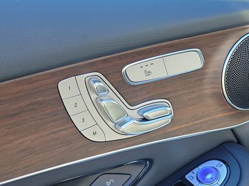 Used 2022 Mercedes-Benz GLC 300 4MATIC image 19