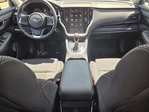 Used 2025 Subaru Outback Premium AWD/4WD image 13