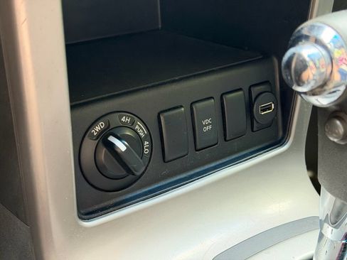 Used 2008 Nissan Pathfinder S AWD/4WD image 19