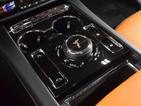 New 2024 Rolls-Royce Spectre w/ Spectre Launch Package image 31