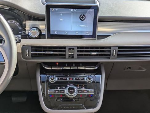 Used 2022 Lincoln Corsair FWD image 12