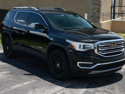 Used 2019 GMC Acadia SLT FWD image 9