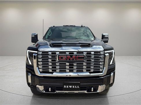 New 2025 GMC Sierra 2500 Denali w/ Denali Reserve Package image 8