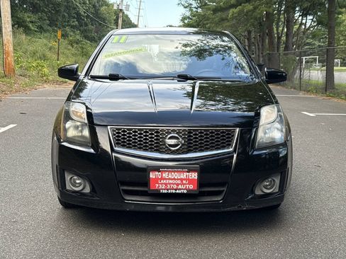 Used 2011 Nissan Sentra 2.0 SR FWD image 2