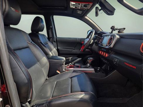 Used 2023 Toyota Tacoma TRD Pro AWD/4WD image 12