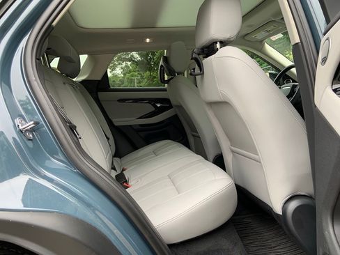 Certified 2025 Land Rover Range Rover Evoque S image 19