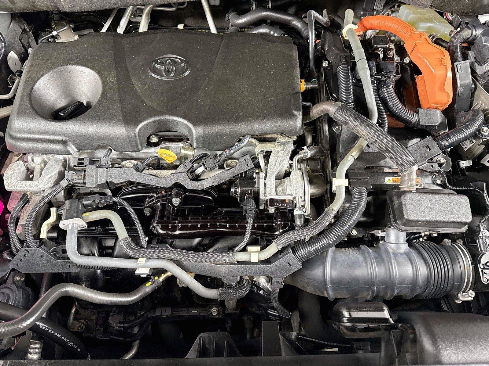 Used 2020 Toyota Highlander XLE AWD/4WD image 43