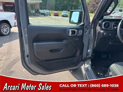 Used 2023 Jeep Wrangler Unlimited Sport AWD/4WD image 14