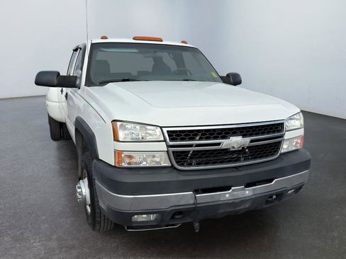 Used 2006 Chevrolet Silverado 3500 LS image 7