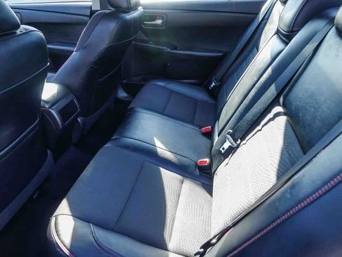 Used 2017 Toyota Camry SE image 17