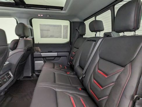 New 2026 Ford F250 Lariat w/ Black Appearance Package AWD/4WD image 37