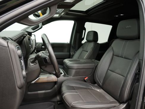 Used 2022 Chevrolet Silverado 1500 High Country image 12