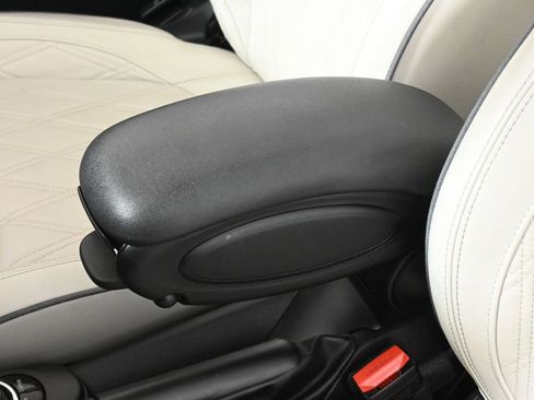 Used 2020 MINI Cooper S image 34