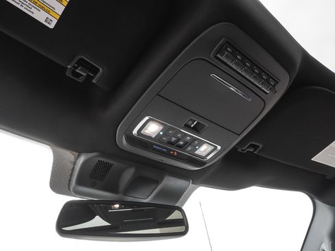 Used 2023 Ford F150 Raptor AWD/4WD image 34