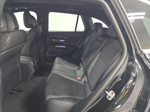 Certified 2025 Mercedes-Benz GLC 300 4MATIC image 13