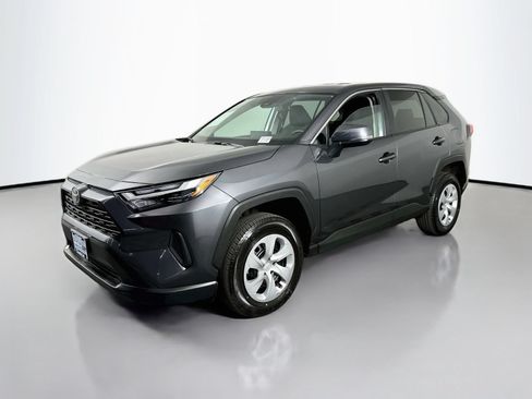 Certified 2025 Toyota RAV4 LE AWD/4WD image 3
