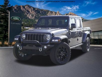 Used 2025 Jeep Gladiator Sport