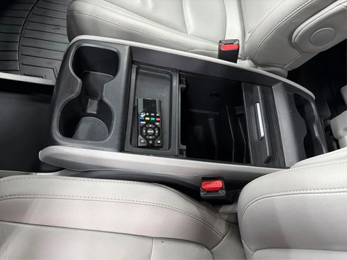 Used 2019 Honda Odyssey EX-L image 39