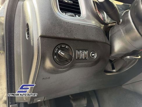 Used 2023 Dodge Charger GT image 38