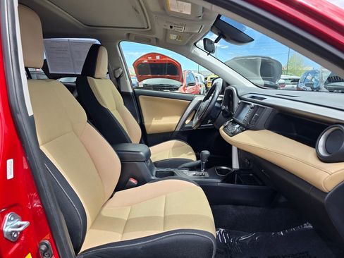 Used 2016 Toyota RAV4 XLE w/ Convenience Package AWD/4WD image 10