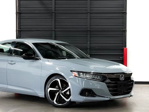 Used 2022 Honda Accord Sport image 8