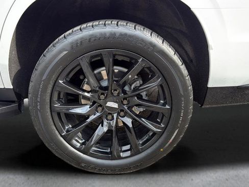 Used 2024 Cadillac Escalade Sport w/ LPO, ONYX Package image 16