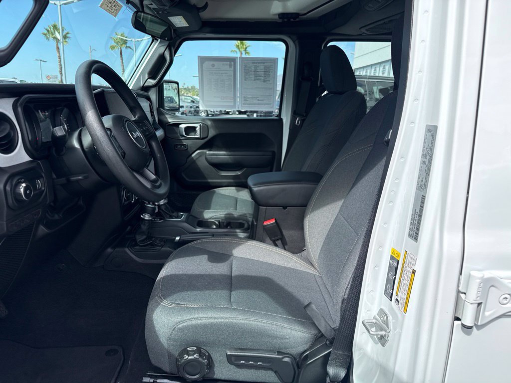 Certified 2025 Jeep Wrangler Unlimited Sport AWD/4WD image 13
