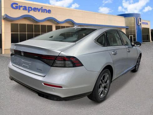 New 2025 Honda Accord EX-L image 7