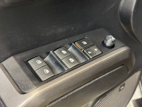 Used 2021 Toyota Tacoma TRD Off-Road w/ TRD Premium Off Road Package image 10