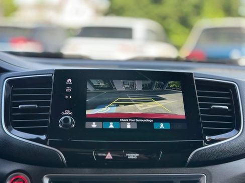 Used 2022 Honda Passport TrailSport image 16