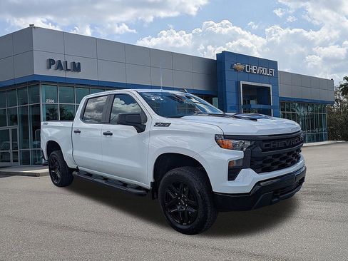 Certified 2025 Chevrolet Silverado 1500 Custom Trail Boss w/ Dark Appearance Package AWD/4WD image 27