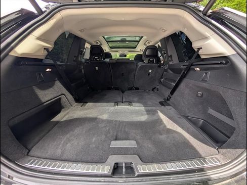 Certified 2025 Volvo XC90 B6 Core AWD/4WD image 7