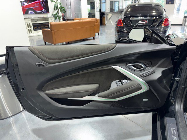 Used 2018 Chevrolet Camaro ZL1 RWD image 47