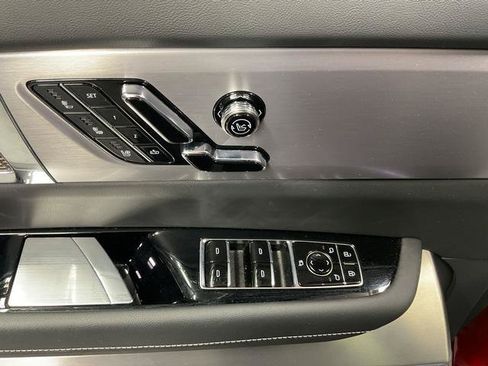 Used 2026 Cadillac Vistiq Sport w/ LPO, Floor Liner Package AWD/4WD image 10