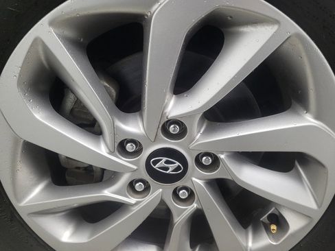 Used 2018 Hyundai Tucson SEL image 31