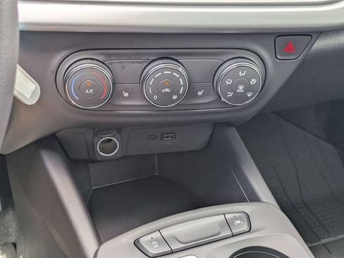 New 2026 Chevrolet Trax LS w/ LS Convenience Package FWD image 17