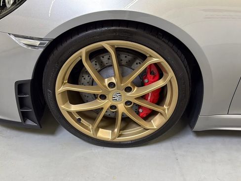 Used 2022 Porsche 718 Boxster Spyder RWD image 27