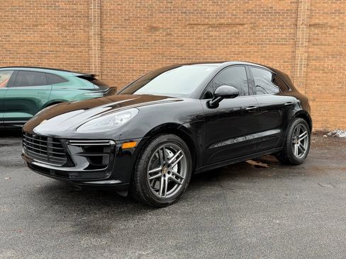 Used 2021 Porsche Macan Turbo image 1