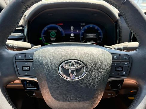 Used 2025 Toyota Camry XSE w/ Premium Package FWD image 18